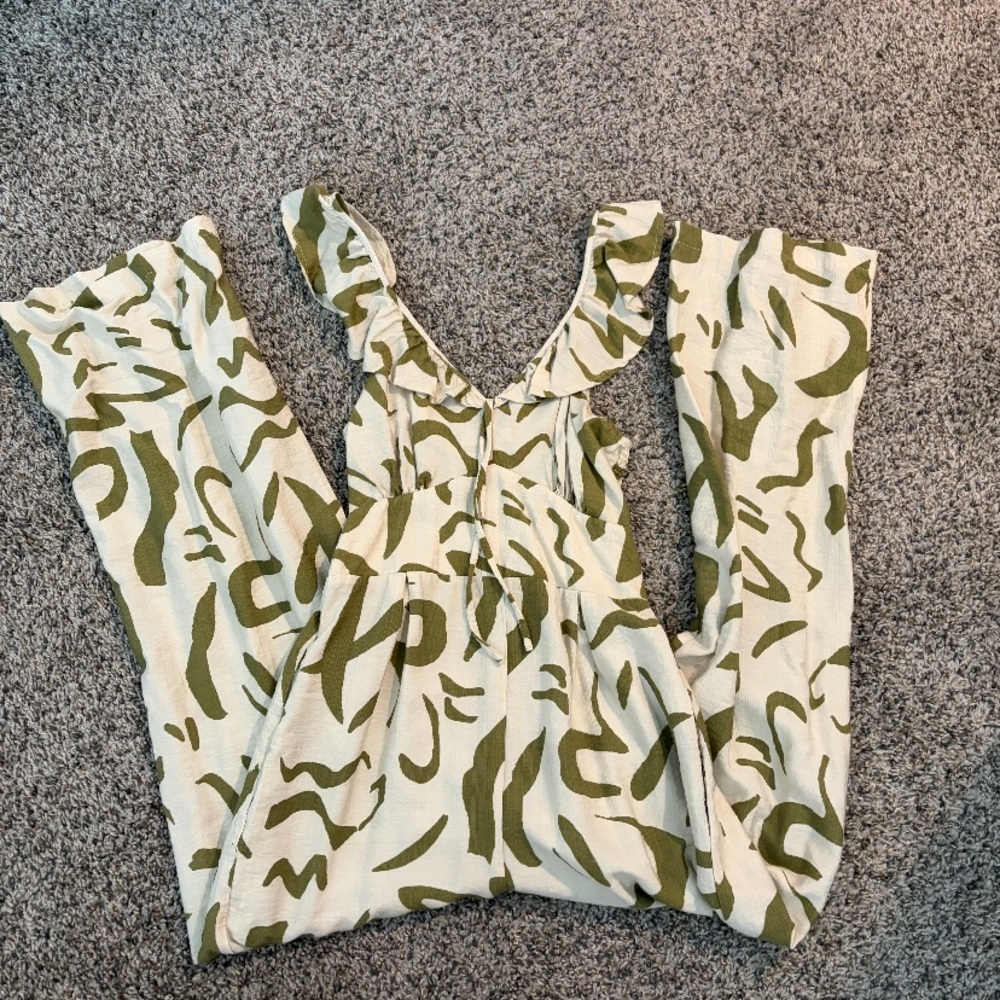 Green and White Patterned Jumpsuit Spring Easter Shower Casual Summer Vacation